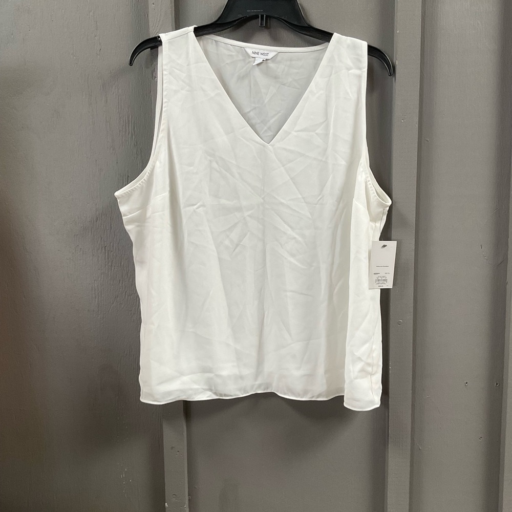 Nine West womens v neck sleeveless blouse